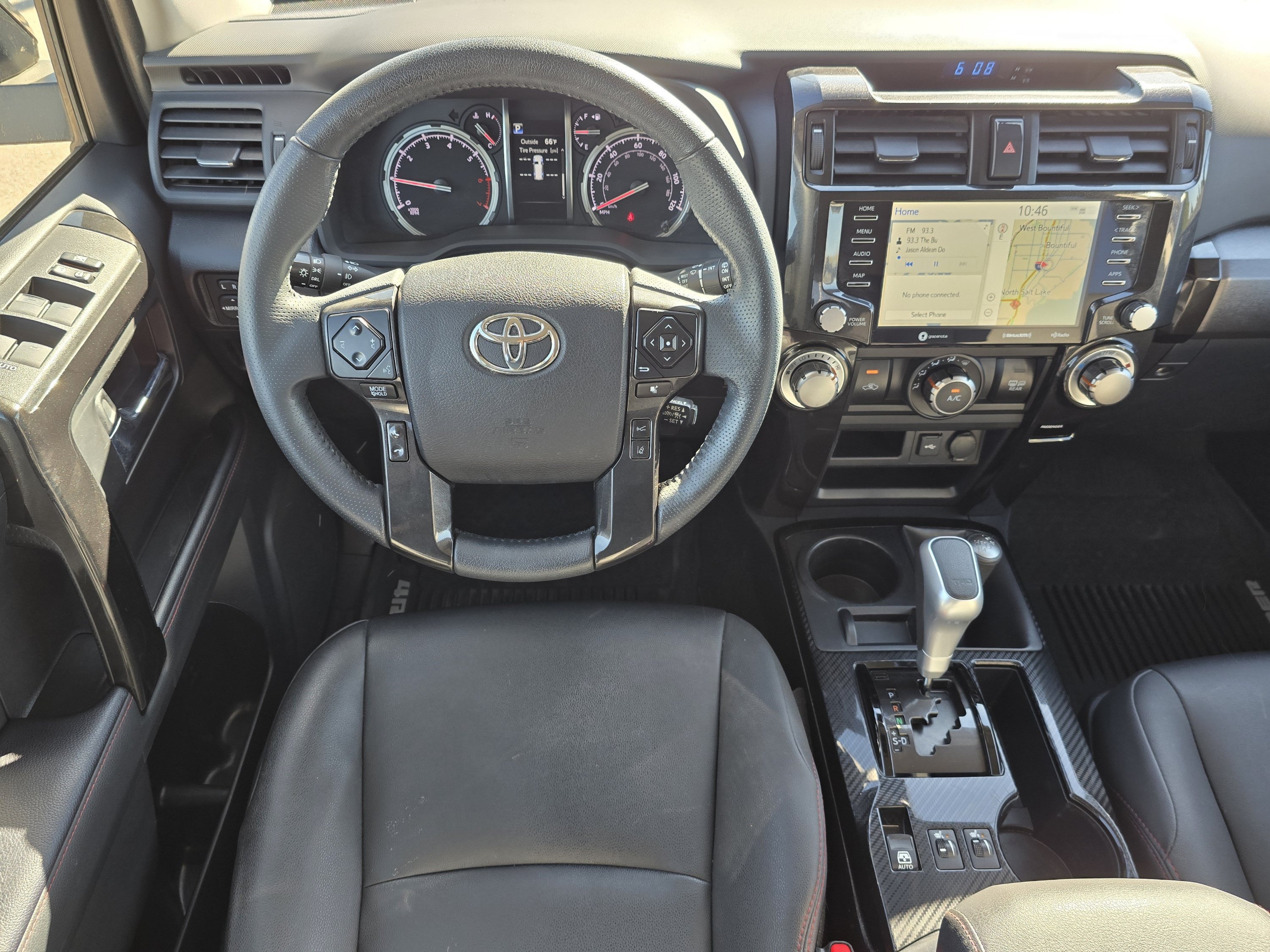 Used 2020 Toyota 4Runner TRD Off-Road Premium AWD/4WD image 4