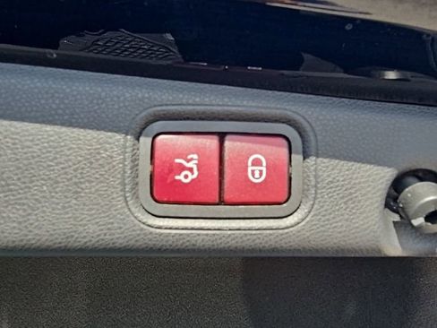 Used 2019 Mercedes-Benz E 300 w/ Premium 1 Package image 25