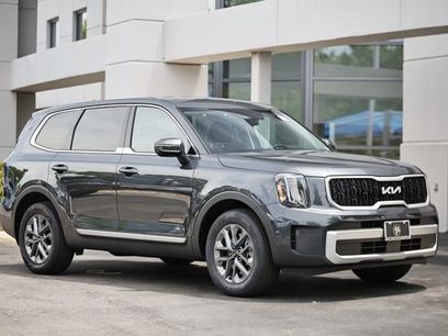 Used 2024 Kia Telluride LX