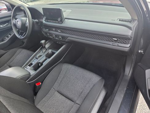 Certified 2024 Honda Accord EX image 18
