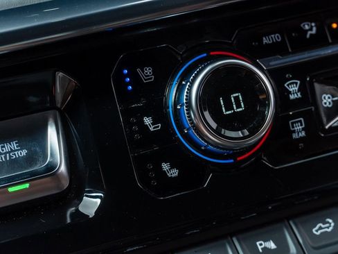 Used 2024 GMC Sierra 2500 Denali Ultimate w/ Max Trailering Package image 18