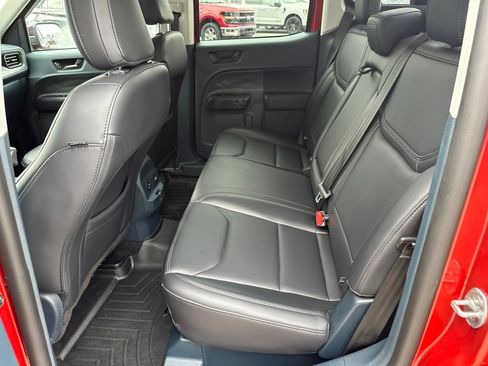 Used 2023 Ford Maverick Lariat w/ Lariat Luxury Package FWD image 12