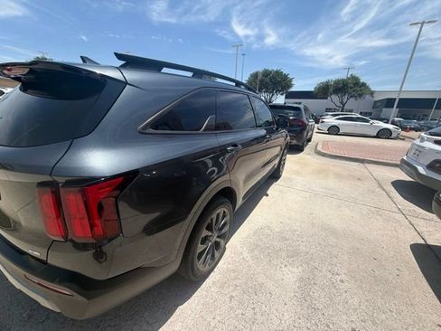 Used 2023 Kia Sorento SX Prestige AWD/4WD image 6