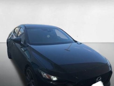 Used 2019 MAZDA MAZDA3 Preferred image 1
