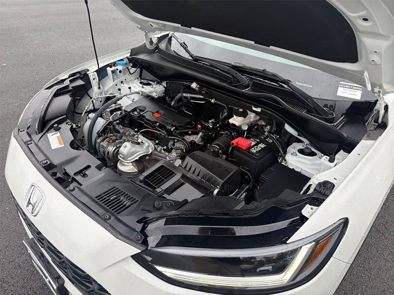 Certified 2024 Honda HR-V LX image 35
