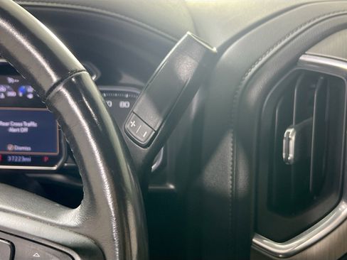 Used 2022 GMC Sierra 2500 Denali w/ Denali Ultimate Package image 17