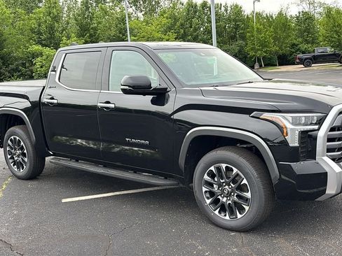 New 2026 Toyota Tundra Limited AWD/4WD image 31