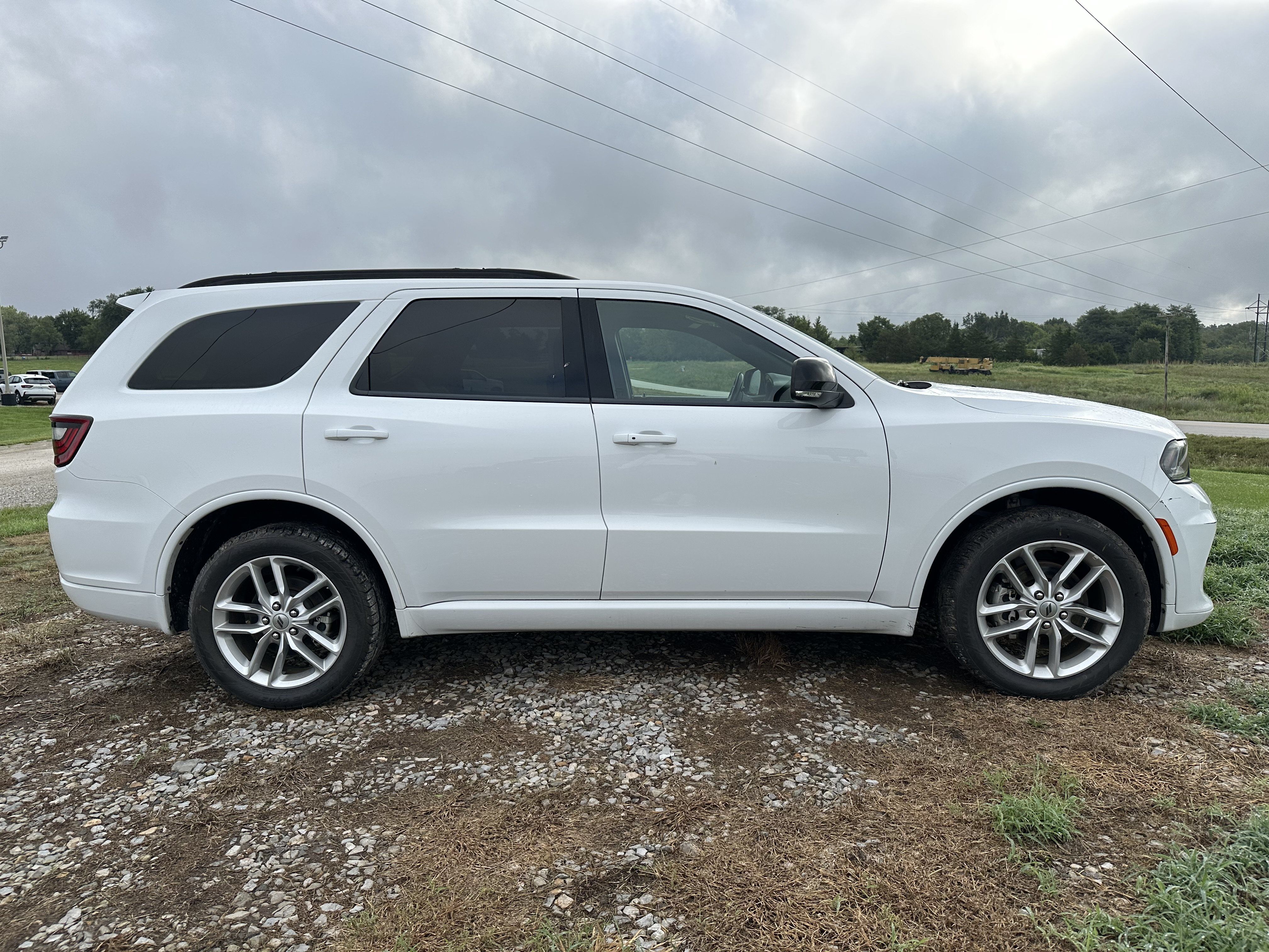 Used 2024 Dodge Durango GT AWD/4WD image 2