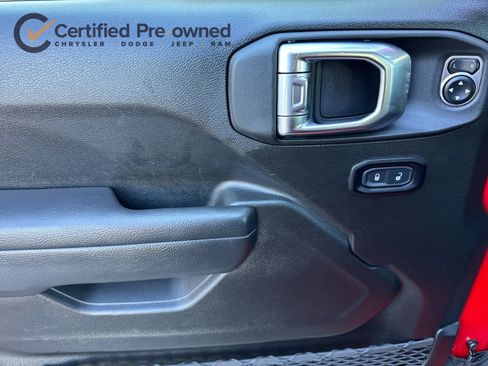 Certified 2025 Jeep Wrangler Unlimited Rubicon 4xe AWD/4WD image 12