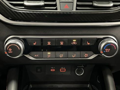 Used 2024 Nissan Altima 2.5 SR w/ SR Premium Package image 20