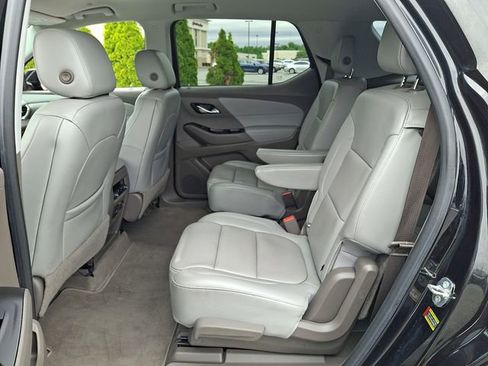 Used 2018 Chevrolet Traverse LT FWD image 10
