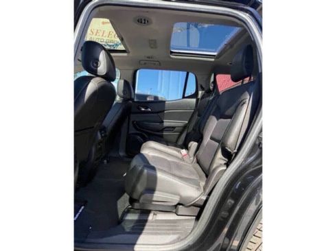 Used 2019 GMC Acadia SLT w/ LPO, Black Accent Package image 14