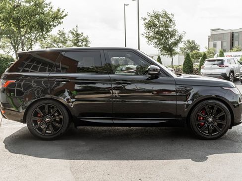 Used 2022 Land Rover Range Rover Sport HST image 3