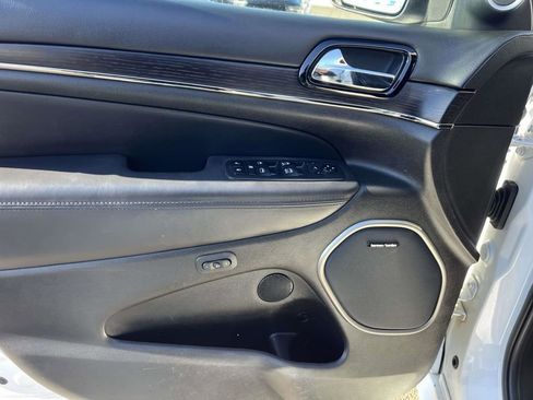 Used 2019 Jeep Grand Cherokee High Altitude image 24