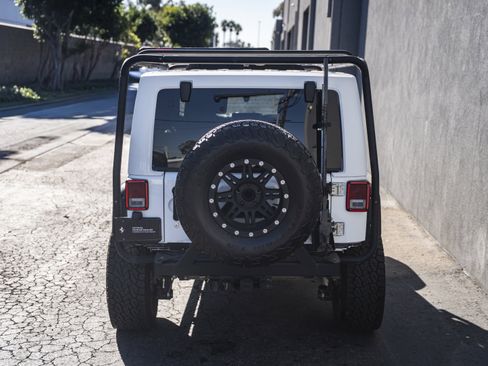 Used 2017 Jeep Wrangler Unlimited Sport w/ Quick Order Package 24S image 4