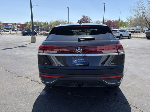 Used 2024 Volkswagen Atlas Cross Sport SE w/ Panoramic Sunroof Package AWD/4WD image 6