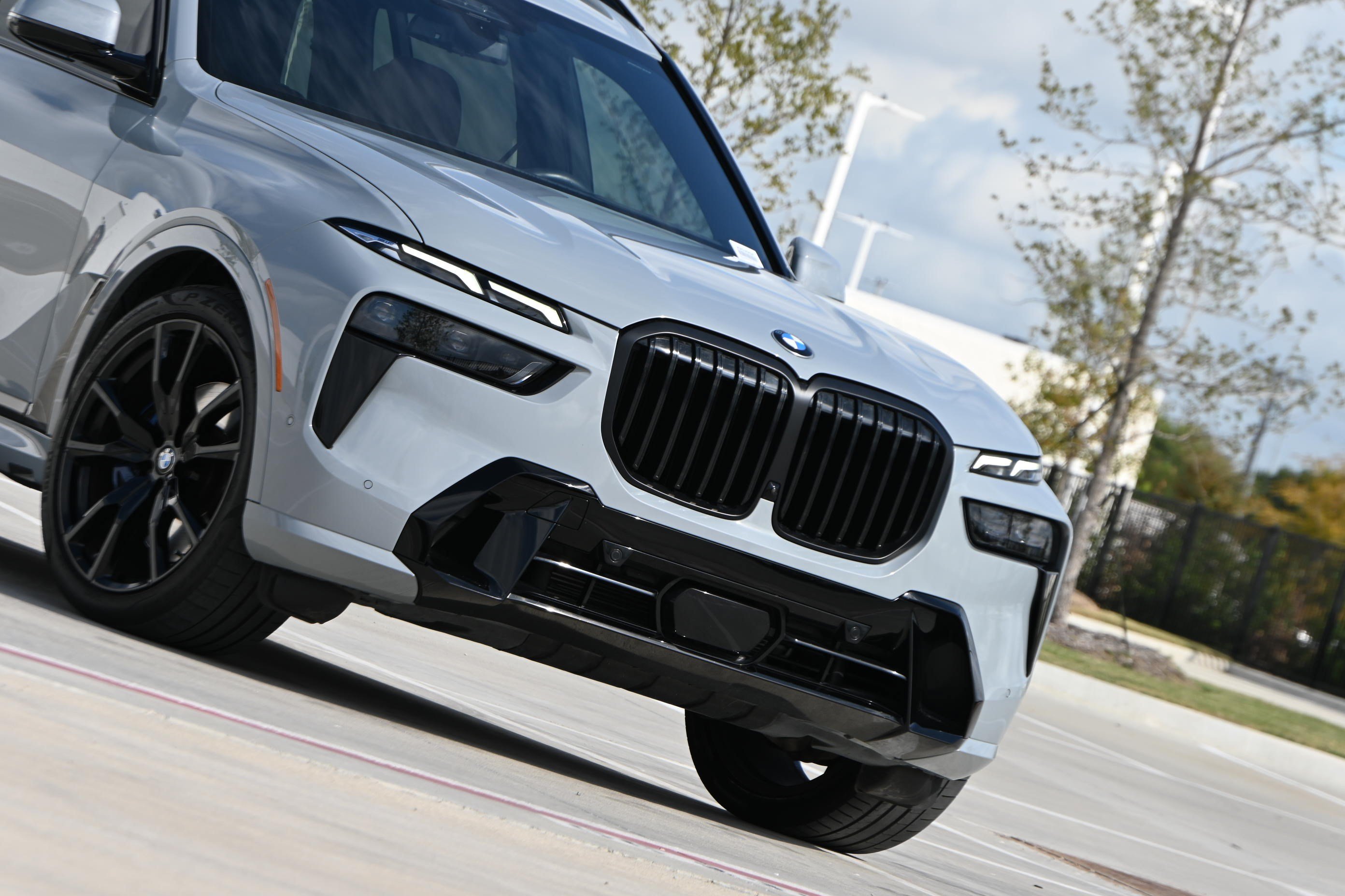 Certified 2025 BMW X7 xDrive40i w/ M Sport Package AWD/4WD image 37