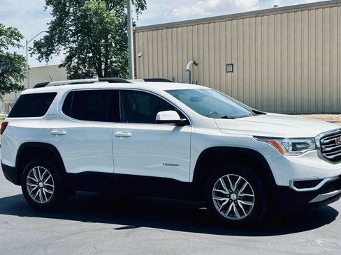Used 2017 GMC Acadia SLE AWD/4WD image 12