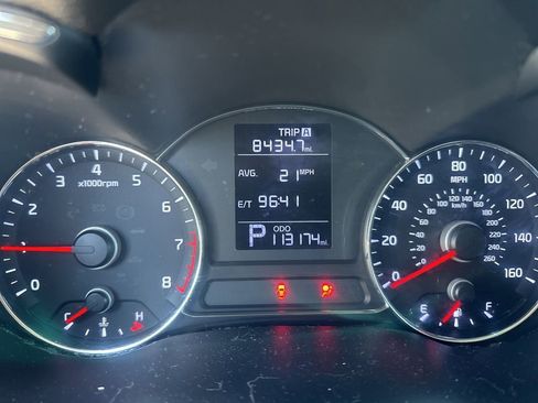 Used 2016 Kia Forte LX image 2