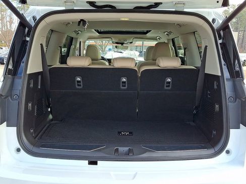 Used 2026 INFINITI QX80 Pure w/ Cargo Package image 31