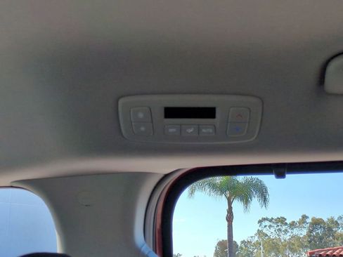 New 2026 Kia Carnival EX image 26