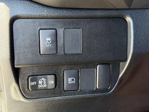 Used 2022 Toyota Tacoma SR5 w/ Technology Package RWD image 25