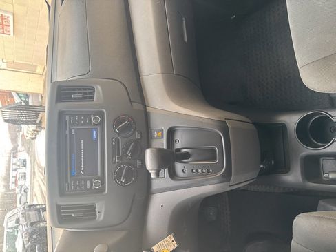 Used 2019 Nissan NV200 SV w/ Navigation Package image 16