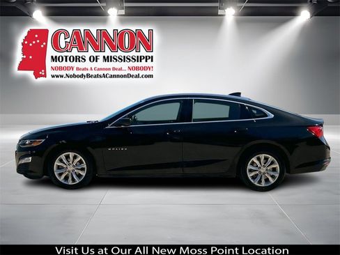 Used 2024 Chevrolet Malibu LT image 2