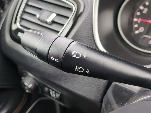 Used 2020 Jeep Compass Limited image 26