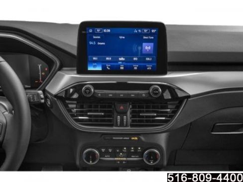 Used 2025 Ford Escape Active w/ Cold Weather Package image 11