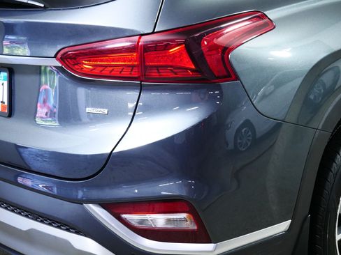 Used 2019 Hyundai Santa Fe AWD image 17