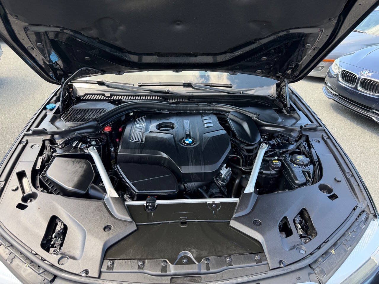 Used 2019 BMW 530i w/ Convenience Package RWD image 21