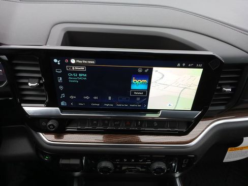 New 2026 Chevrolet Silverado 1500 LT Trail Boss w/ Convenience Package II AWD/4WD image 13
