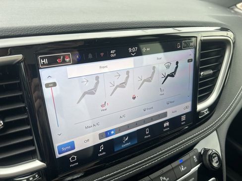 New 2026 Chrysler Pacifica Select w/ S Appearance Package AWD/4WD image 27