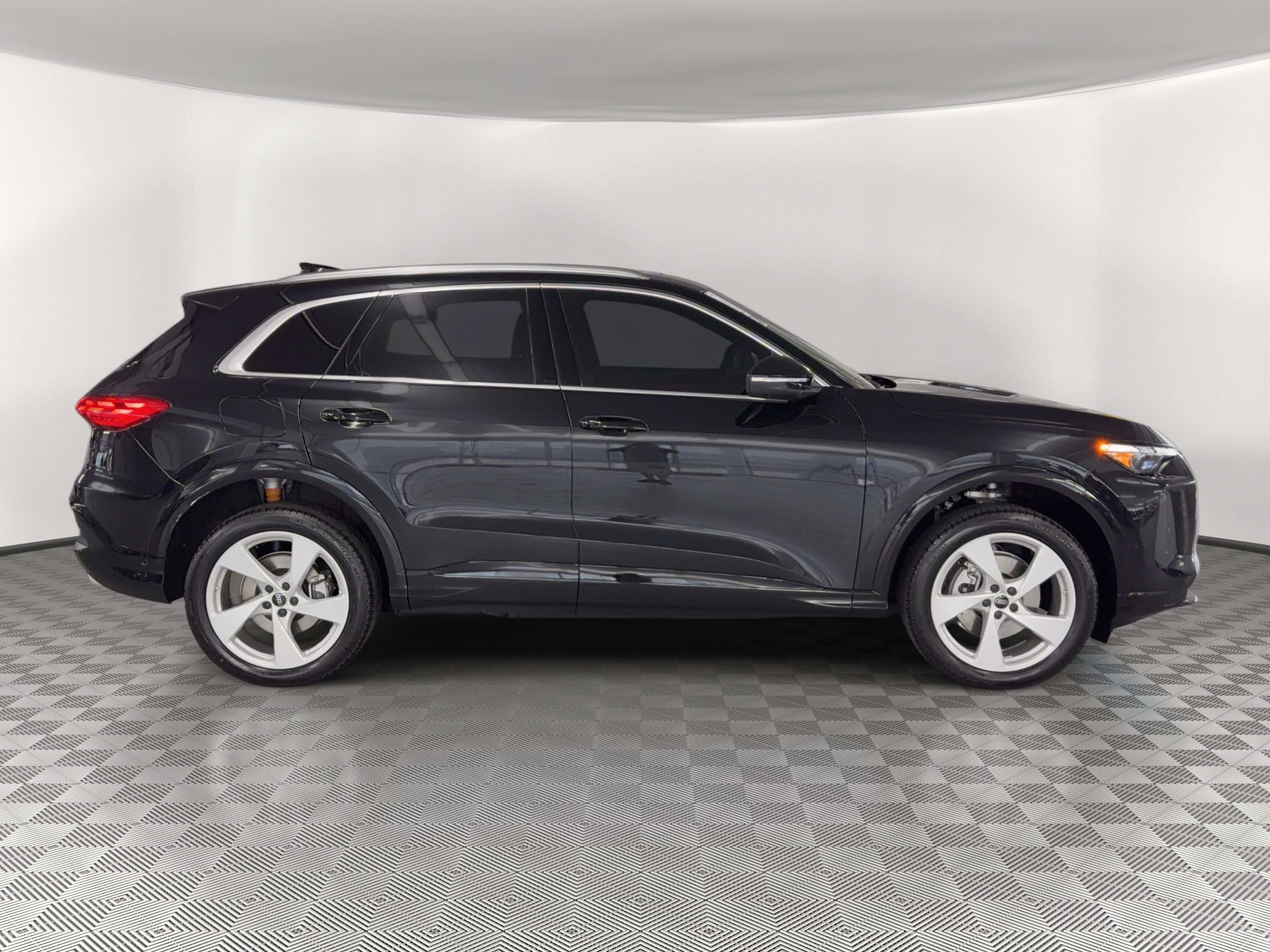 New 2026 Audi Q5 Premium Plus AWD/4WD image 8