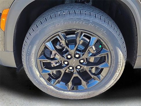 New 2026 Chevrolet Traverse LT w/ Enhanced Driving Package image 9