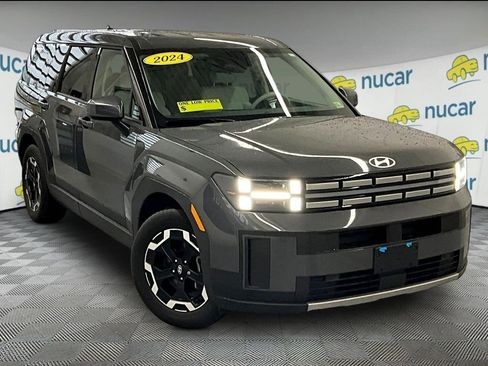 Used 2024 Hyundai Santa Fe SE image 1