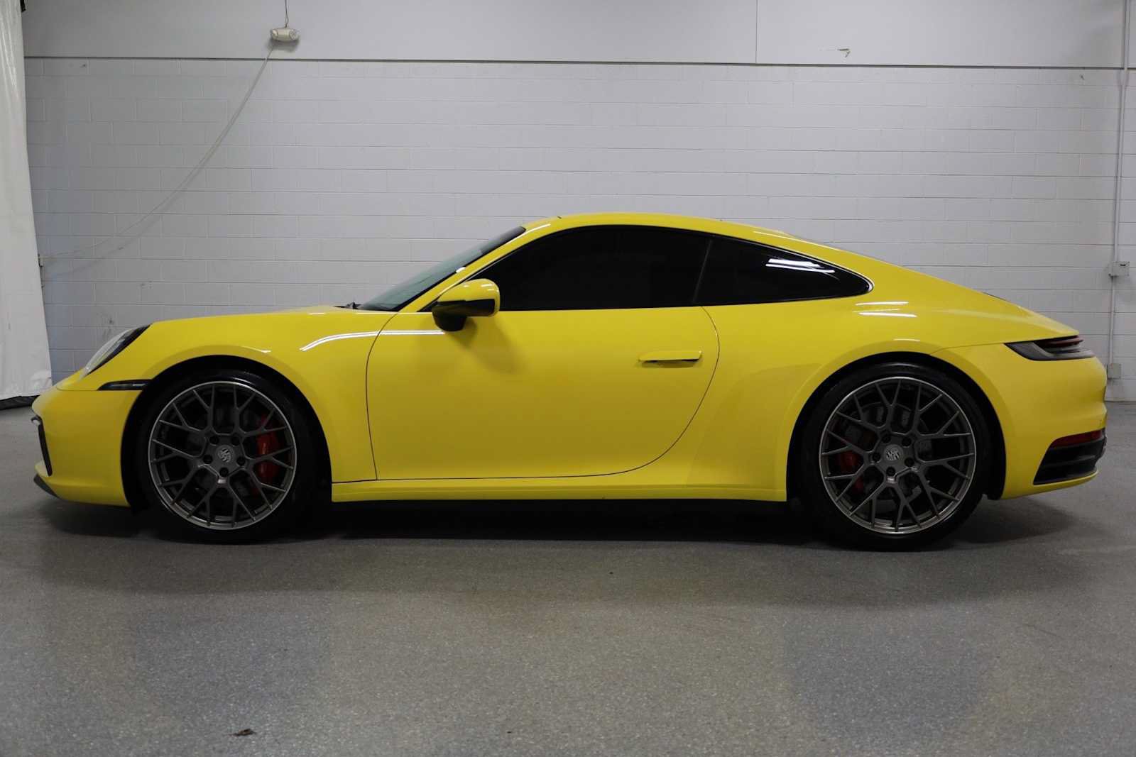 Certified 2020 Porsche 911 Carrera S RWD image 2