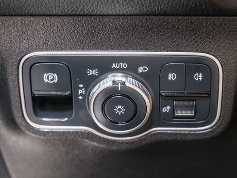 Certified 2023 Mercedes-Benz GLB 250 image 29