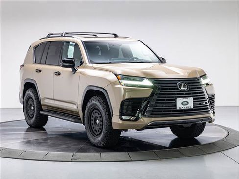 Used 2025 Lexus LX 700h Overtrail w/ Accessory Package (Z1) AWD/4WD image 6