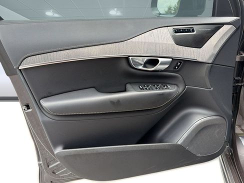 Certified 2023 Volvo XC90 T8 Ultimate AWD/4WD image 21