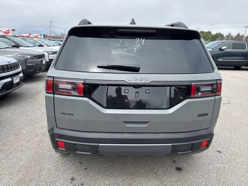 New 2026 Jeep Cherokee Overland image 4