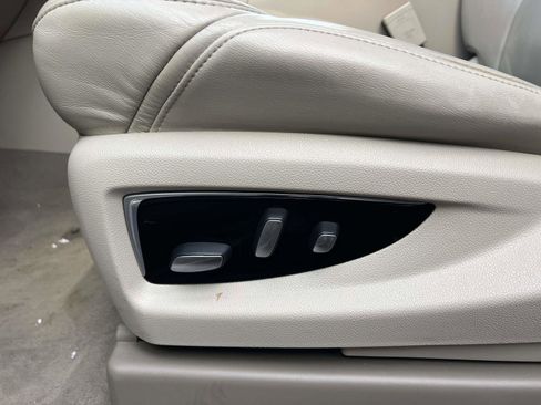 Used 2020 Cadillac Escalade Luxury image 21