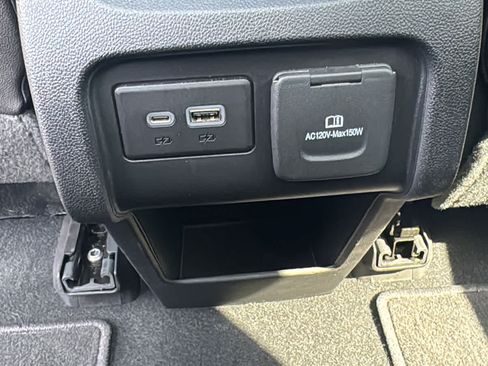 Certified 2019 Chevrolet Blazer RS w/ Sun and Wheels Package FWD image 28