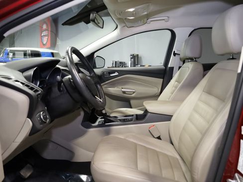 Used 2017 Ford Escape Titanium FWD image 13