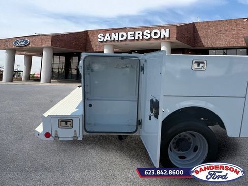 Used 2024 Ford F550 2WD SuperCab Super Duty image 10