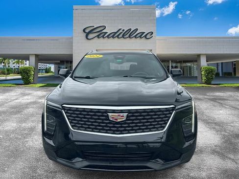 Certified 2024 Cadillac XT4 Premium Luxury FWD image 8