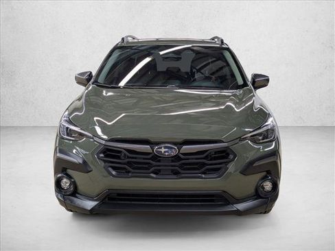 Used 2024 Subaru Crosstrek 2.5i Limited w/ Popular Package #3 image 2