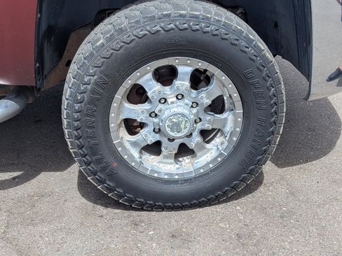 Used 2008 Chevrolet Silverado 2500 LTZ AWD/4WD image 46