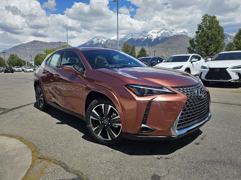 New 2026 Lexus UX 300h AWD image 3